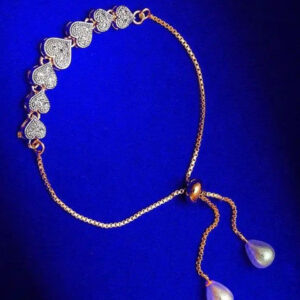 Mameraa Gold-Plated Sparkling Heart Cubic Zirconia Studded Link Bracelet - Image 2
