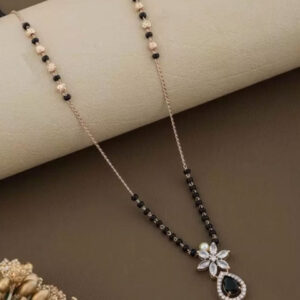 Mameraa Rose Gold-Plated CZ Studded And Beaded Floral Mangalsutra - Image 3