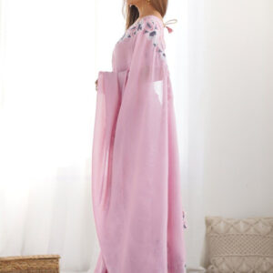 Mameraa Solid Saree with Paisley Embroidered Border - Image 4