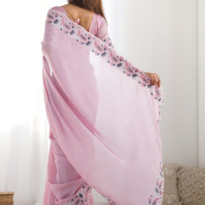 Mameraa Solid Saree with Paisley Embroidered Border - Image 5