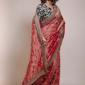 Mameraa Women Floral Embellished Festive Saree - Image 6