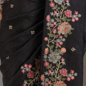 Mameraa Women Floral Embroidered Saree with Blouse Piece - Image 6