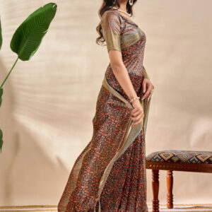 Mameraa Women printed Floral Saree - Image 3