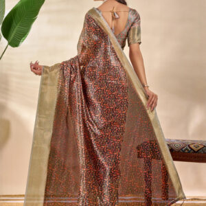 Mameraa Women printed Floral Saree - Image 4