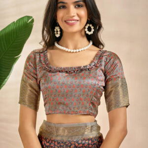 Mameraa Women printed Floral Saree - Image 6